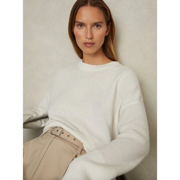 Reiss Martha Wool-Cashmere Crew Neck Sweater - Picture 1 of 10